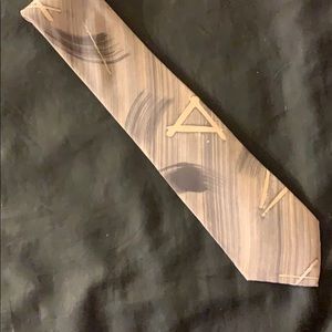 One men’s 100% silk HAND PAINTED tie